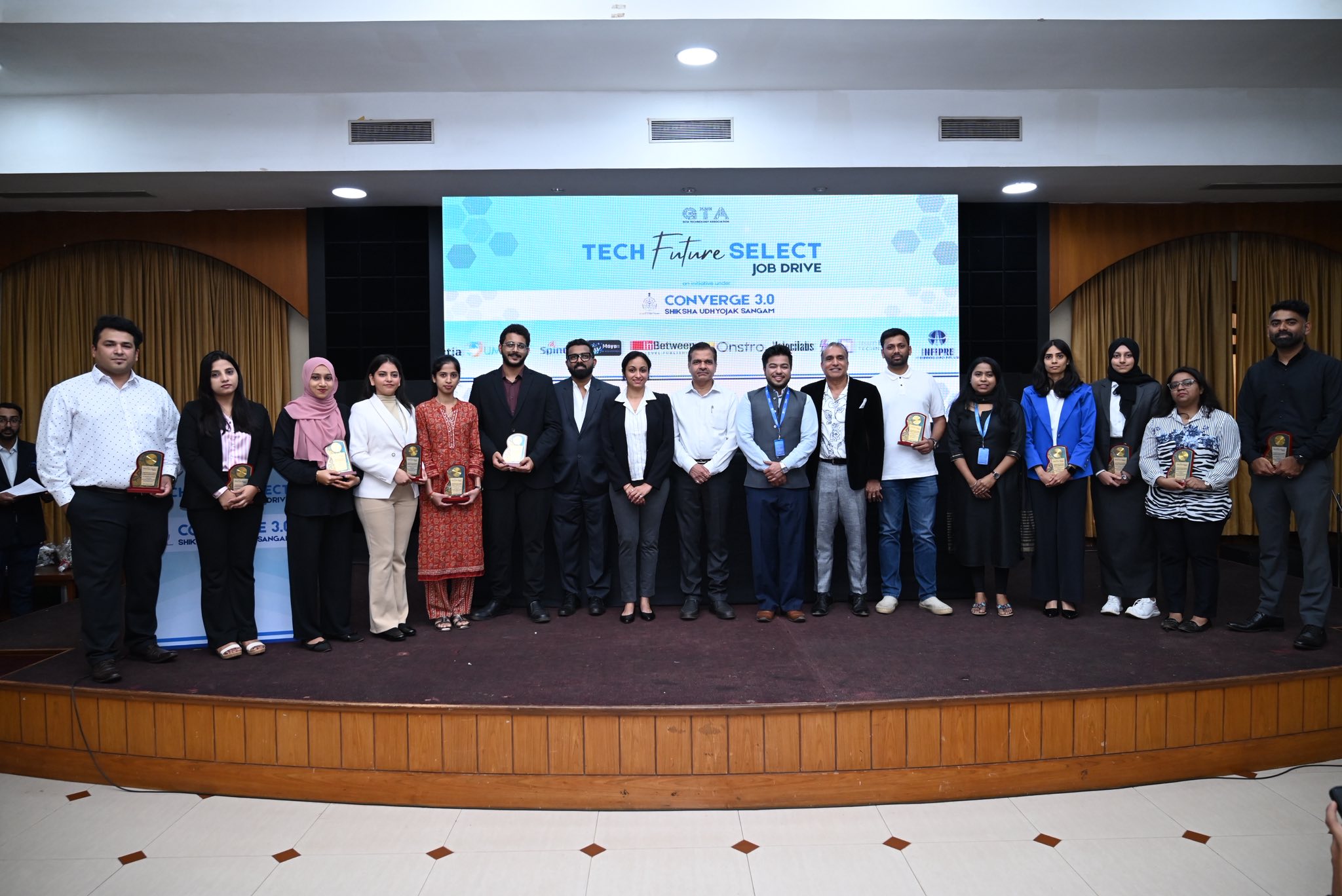 8acfdaa43f5e79b171bb7cc44013515b31da1251